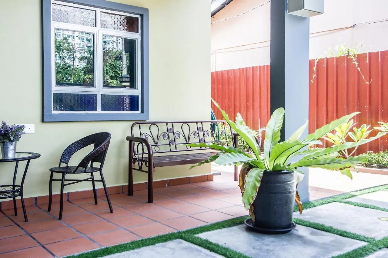Explore 5Br Gardenhouse Retreats 巴特沃思 度假居
